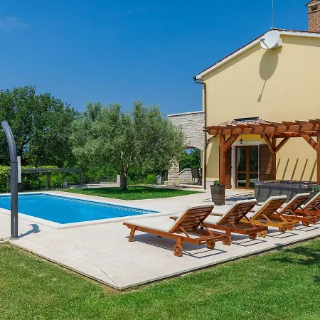 Willa Blog 1 By Interhome Vošteni