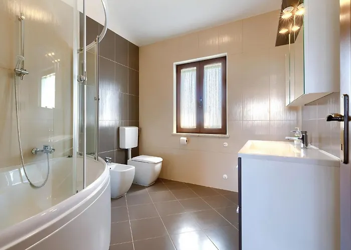 Blog 1 By Interhome Вилла Vosteni